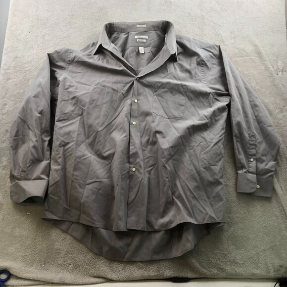 Van Heusen Mens Dress Shirt Size 2XL 18.5 Neck Lot Of Two Poplin Regular Fit - Picture 6 of 10